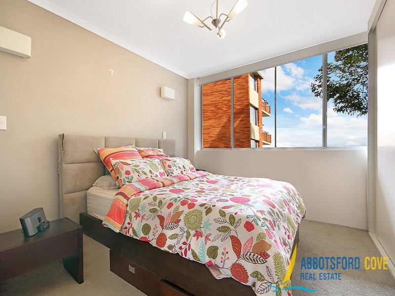 32/7 Bortfield Drive, Chiswick NSW 2046