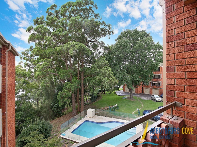 32/7 Bortfield Drive, Chiswick NSW 2046