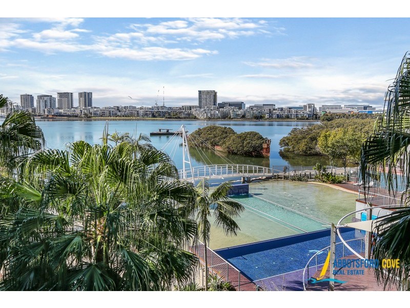 7/27 Bennelong Parkway, Wentworth Point NSW 2127