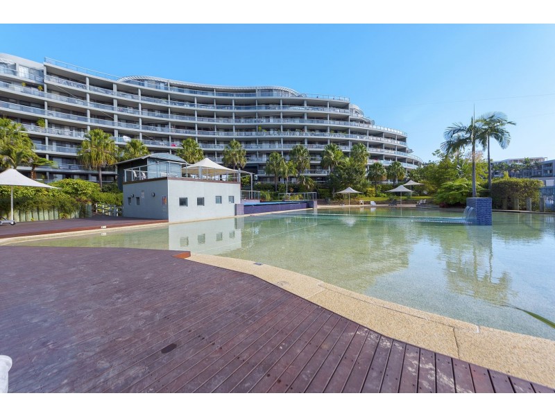 7/27 Bennelong Parkway, Wentworth Point NSW 2127