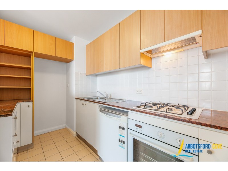 7/27 Bennelong Parkway, Wentworth Point NSW 2127