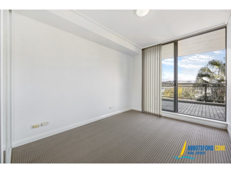 7/27 Bennelong Parkway, Wentworth Point NSW 2127