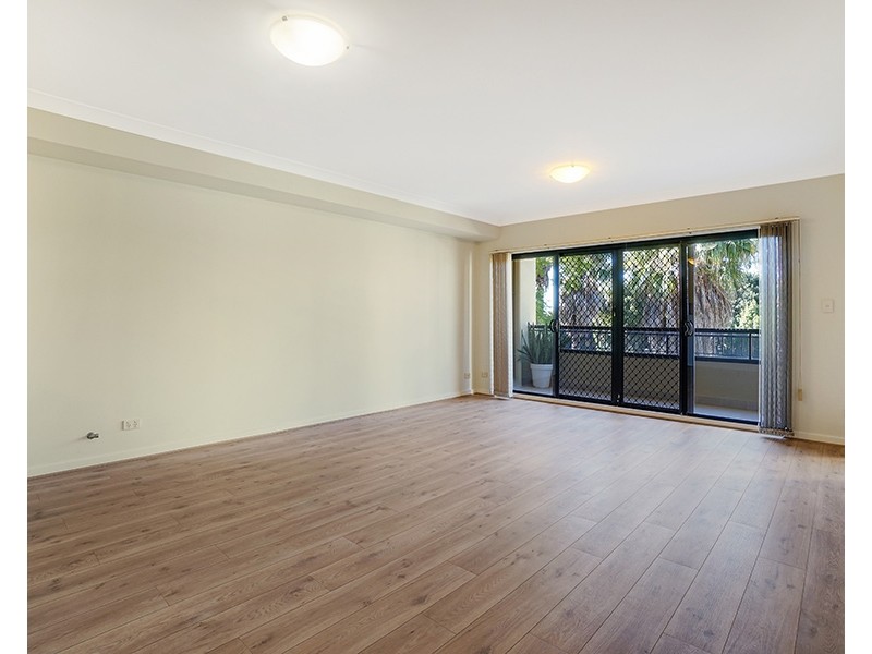 33/23A George Street, North Strathfield NSW 2137
