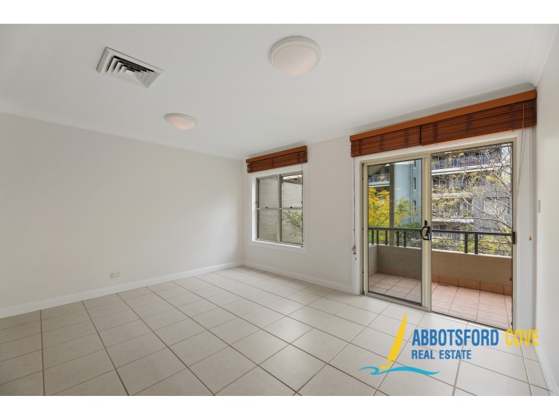 8/2 Harbourview Crescent, Abbotsford NSW 2046