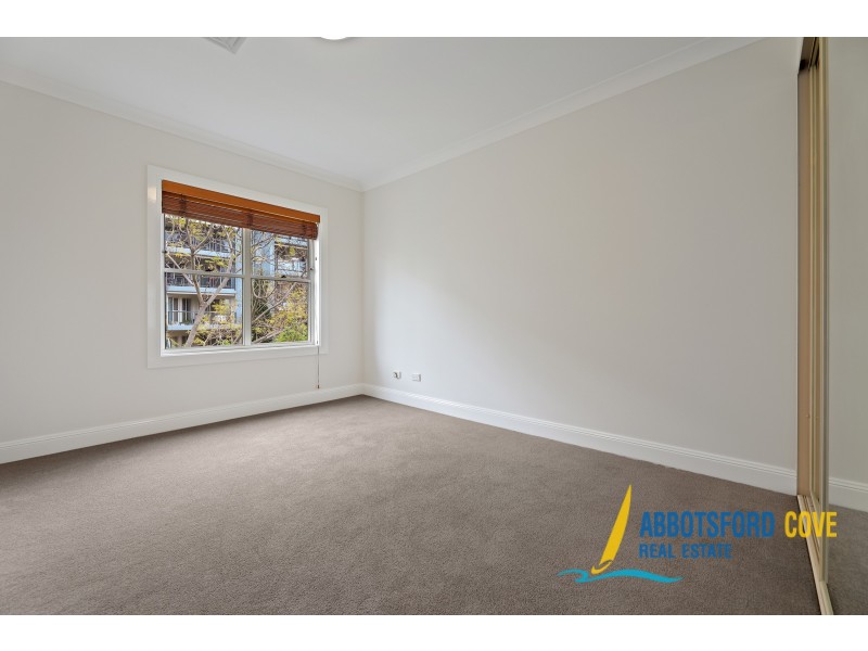 8/2 Harbourview Crescent, Abbotsford NSW 2046