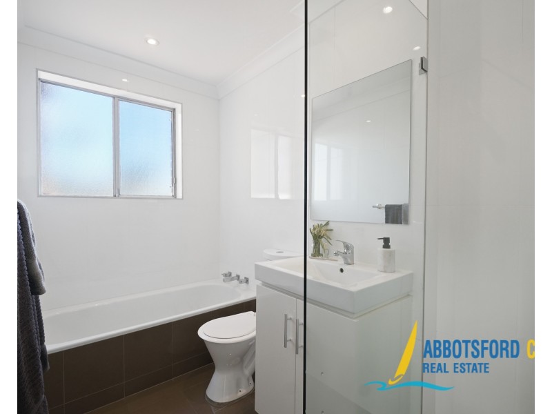 32/7 Bortfield Drive, Chiswick NSW 2046