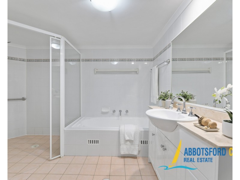 10/1 Blackwall Point Road, Abbotsford NSW 2046