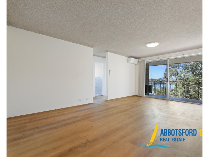 17/14 Bortfield Drive, Chiswick NSW 2046