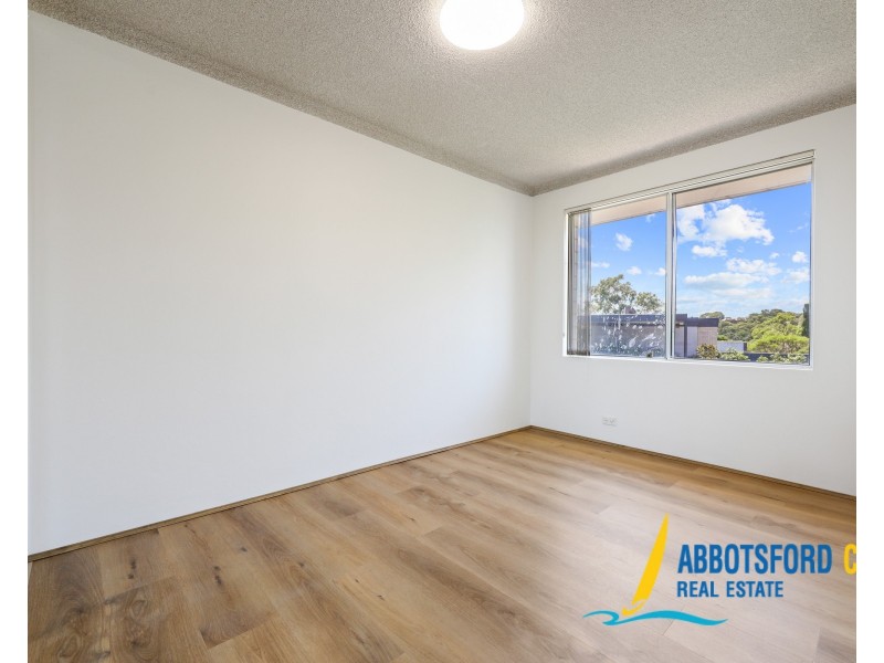 17/14 Bortfield Drive, Chiswick NSW 2046