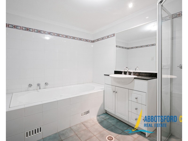 5/1 Fig tree Avenue, Abbotsford NSW 2046