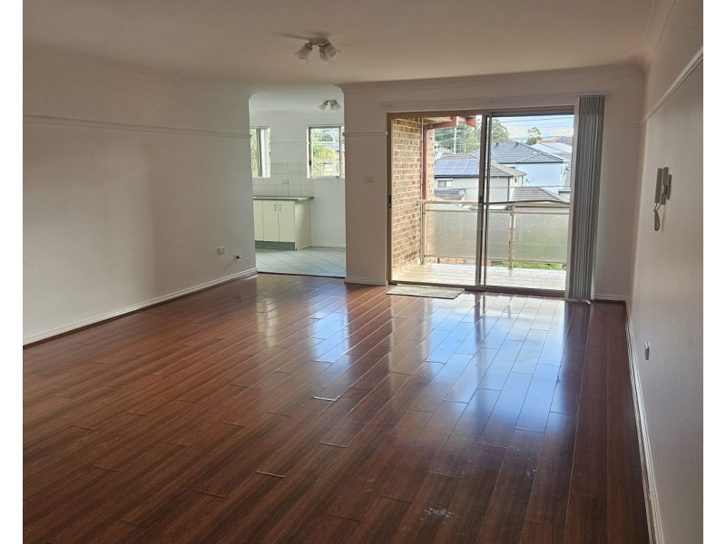 21/23 Oxford Street, Merrylands NSW 2160