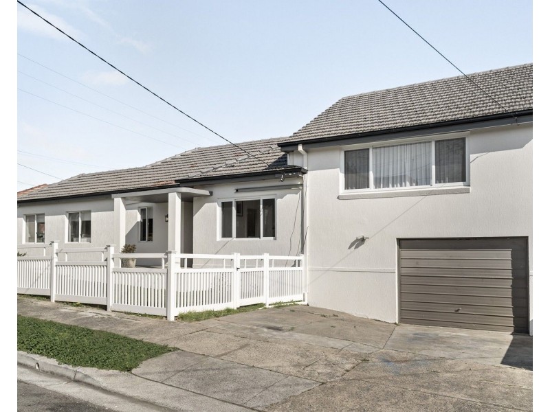 2 Kings Place, Beverly Hills NSW 2209