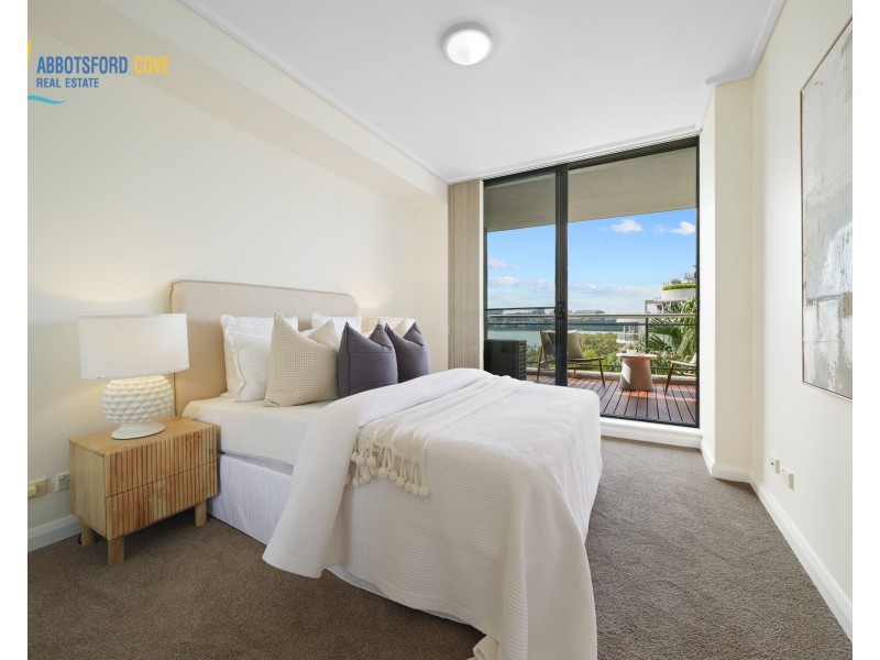 11/27 Bennelong Parkway, Wentworth Point NSW 2127