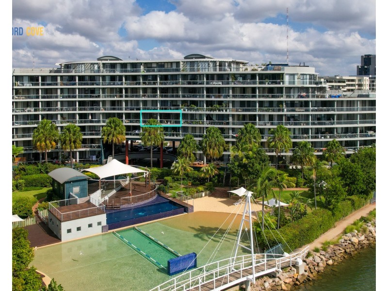 11/27 Bennelong Parkway, Wentworth Point NSW 2127