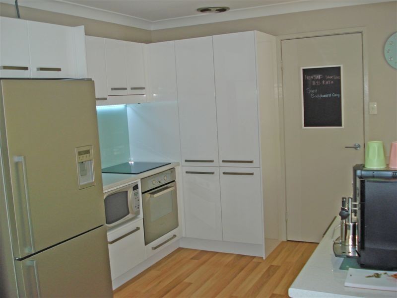 14 Canterbury Chase, Ashmore QLD 4214