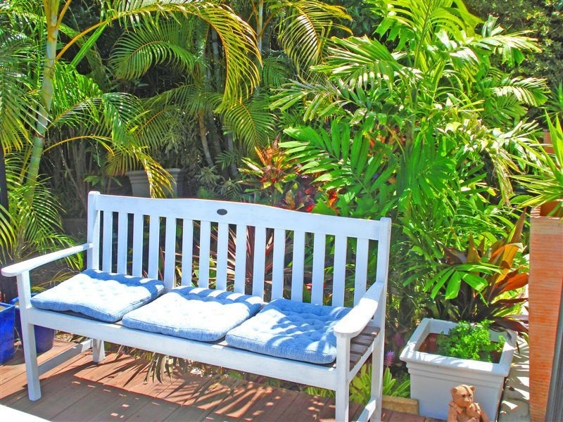 14 Canterbury Chase, Ashmore QLD 4214