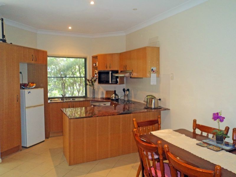 Ashmore QLD 4214
