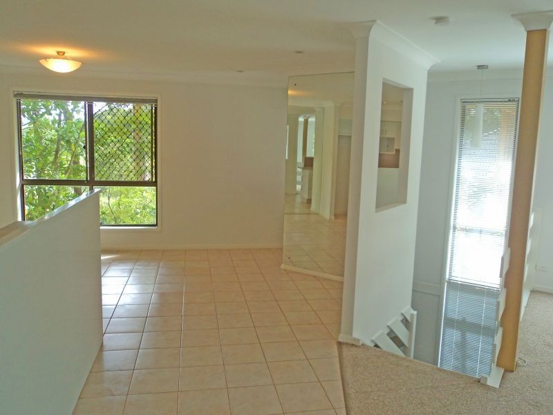 9/ 490 Nerang Rd, Ashmore QLD 4214