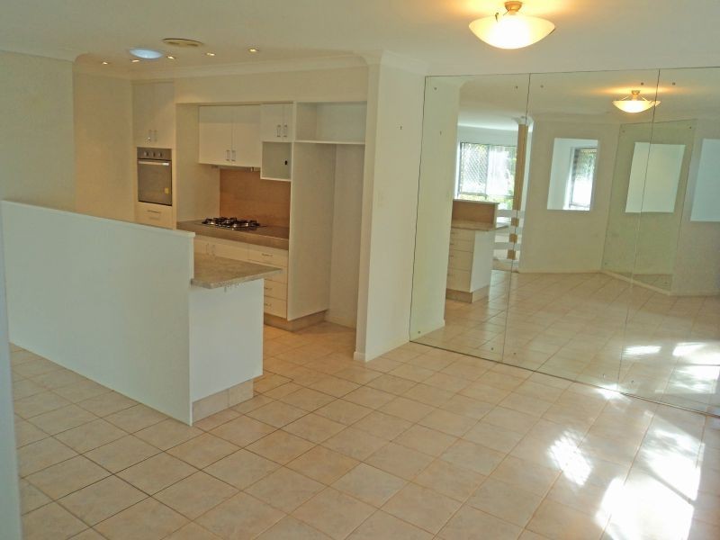 9/ 490 Nerang Rd, Ashmore QLD 4214