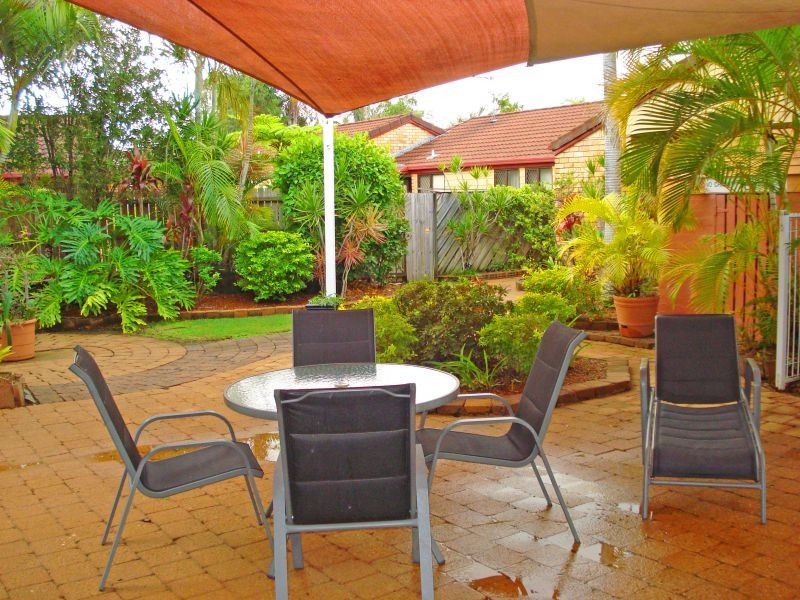 55/37 St Kevins Ave, Benowa QLD 4217