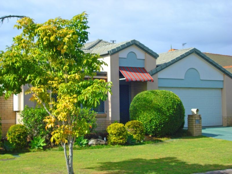 11 Pennsylvania Avenue, Varsity Lakes QLD 4227