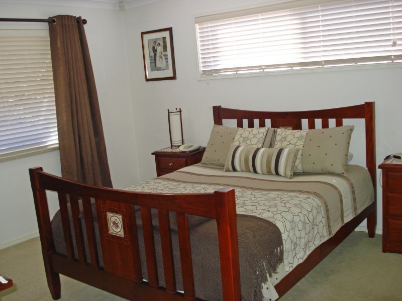 15 Forest Hills Ct, Parkwood QLD 4214