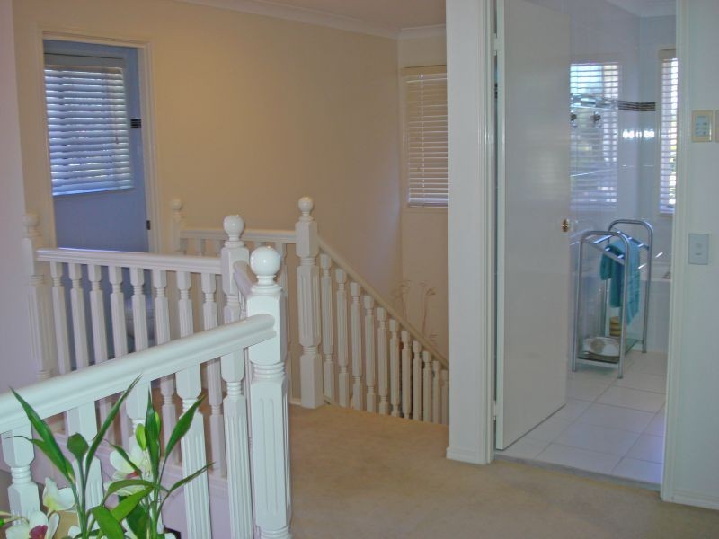 15 Forest Hills Ct, Parkwood QLD 4214