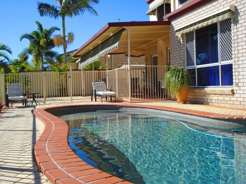 15 Forest Hills Ct, Parkwood QLD 4214