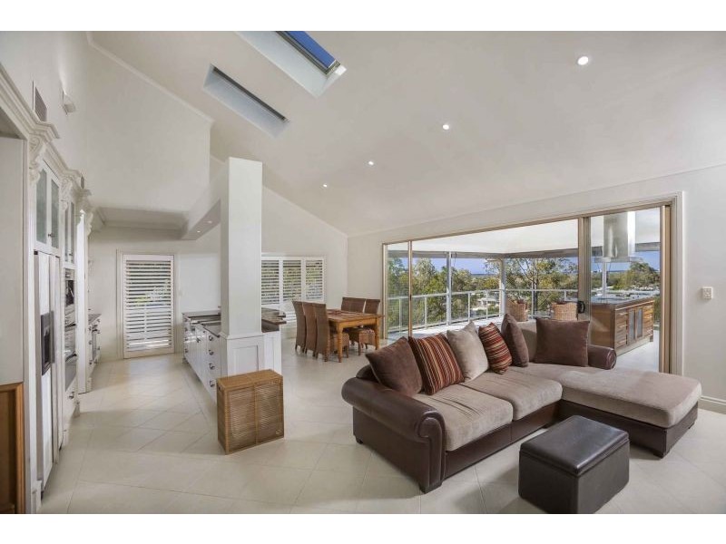 791 Ashmore Rd, Molendinar QLD 4214