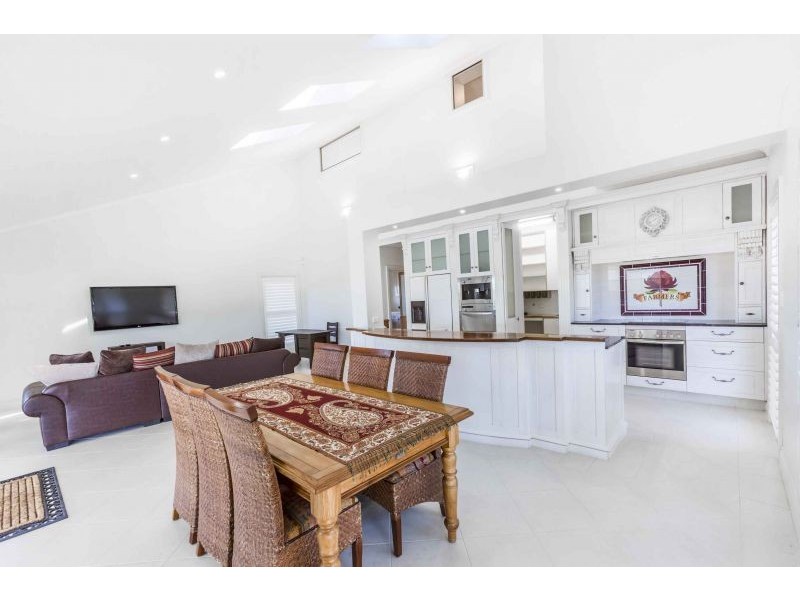 791 Ashmore Rd, Molendinar QLD 4214