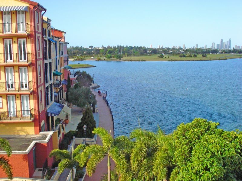 19 3046 Quay South Drive, Carrara QLD 4211