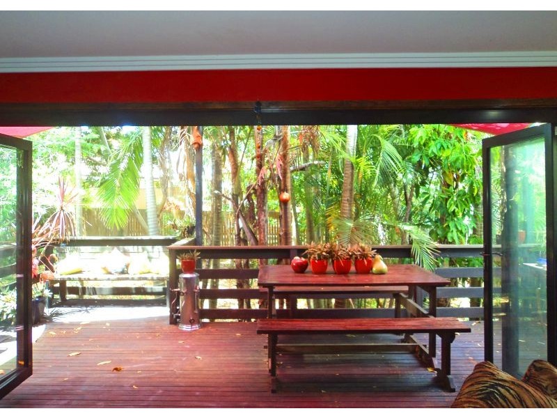 33 Binalong Drive, Ashmore QLD 4214