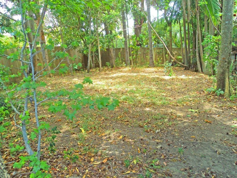 33 Binalong Drive, Ashmore QLD 4214