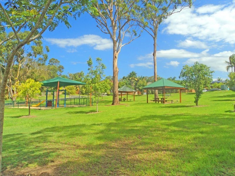 33 Binalong Drive, Ashmore QLD 4214