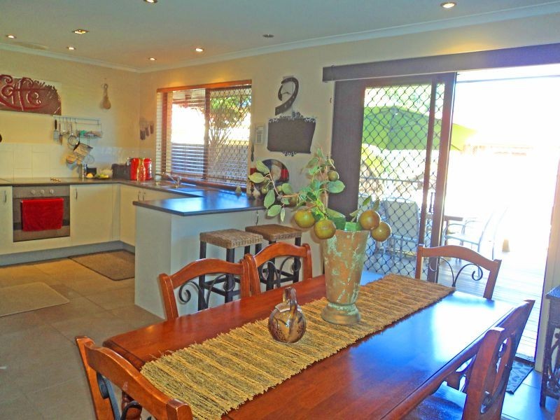 2/18 Galloway Drive, Ashmore QLD 4214