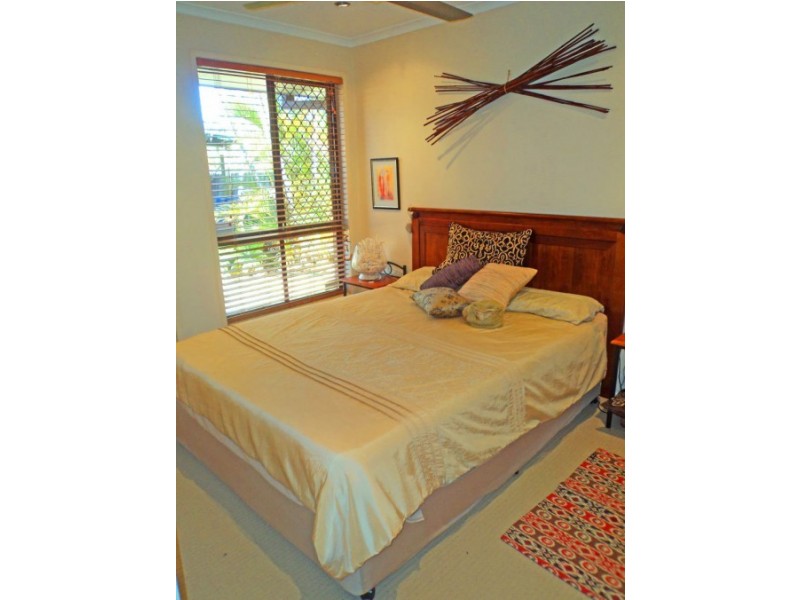 2/18 Galloway Drive, Ashmore QLD 4214