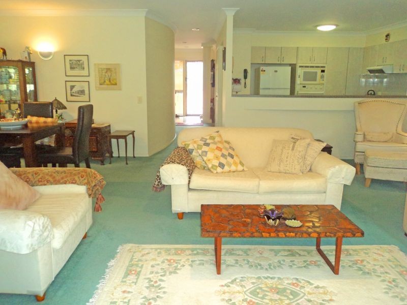 16/3 Bronberg Court, Southport QLD 4215