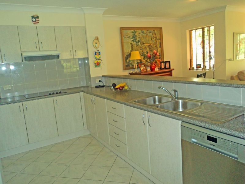 16/3 Bronberg Court, Southport QLD 4215