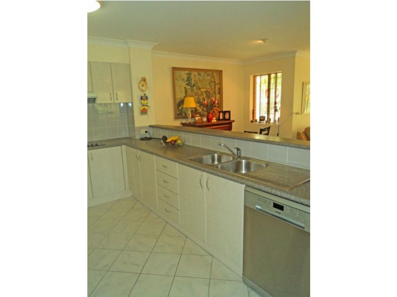 16/3 Bronberg Court, Southport QLD 4215