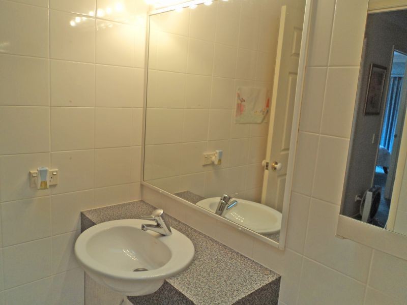 16/3 Bronberg Court, Southport QLD 4215