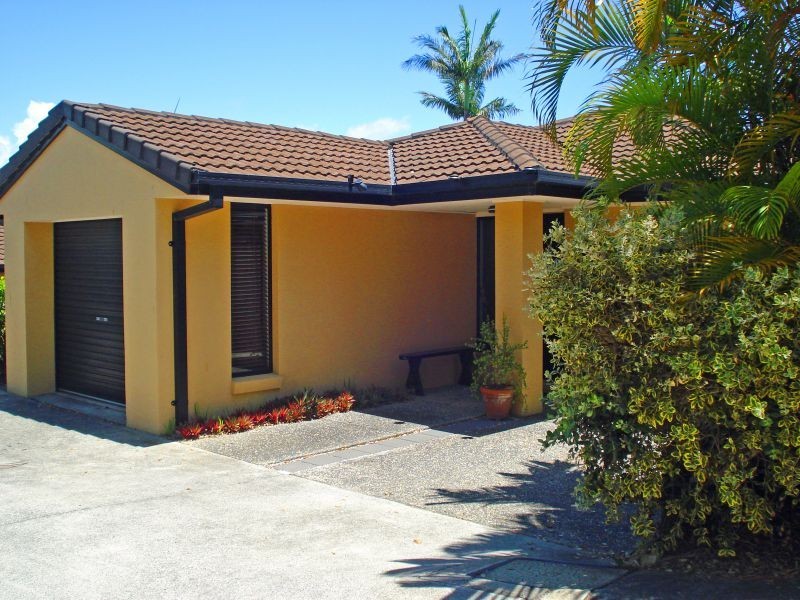 Labrador QLD 4215