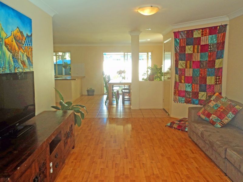 2/14 Louise Street, Southport QLD 4215