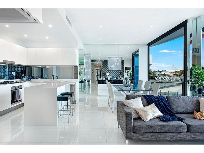 Biggera Waters QLD 4216