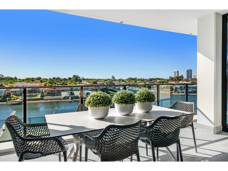 Biggera Waters QLD 4216