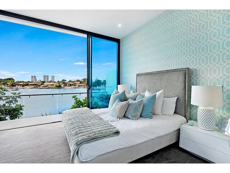 Biggera Waters QLD 4216