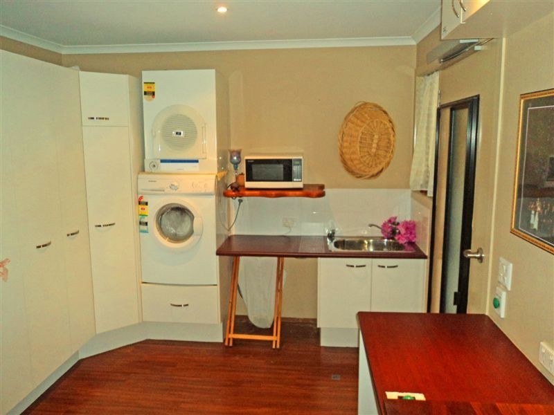8/13 Galloway Drive, Ashmore QLD 4214