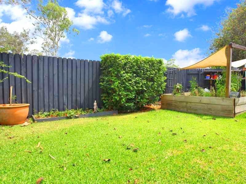8/13 Galloway Drive, Ashmore QLD 4214