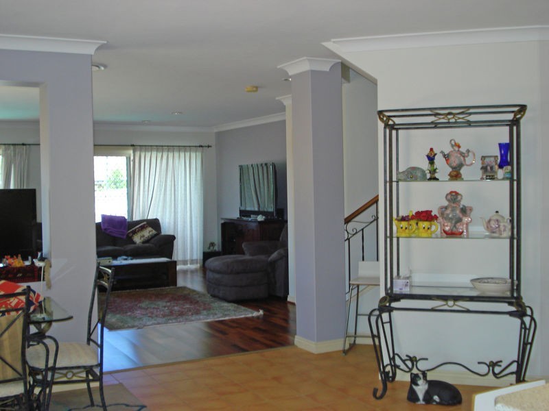 1/291 ASHMORE ROAD, Benowa QLD 4217