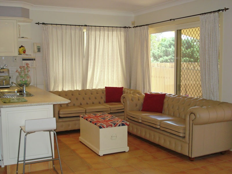 1/291 ASHMORE ROAD, Benowa QLD 4217