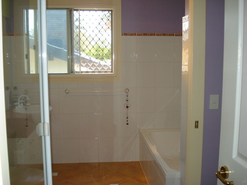 1/291 ASHMORE ROAD, Benowa QLD 4217